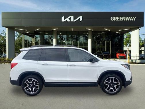 2022 Honda Passport AWD Elite