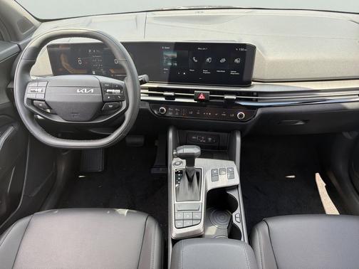PML/GRAY 2026 Kia Sportage X-Line
