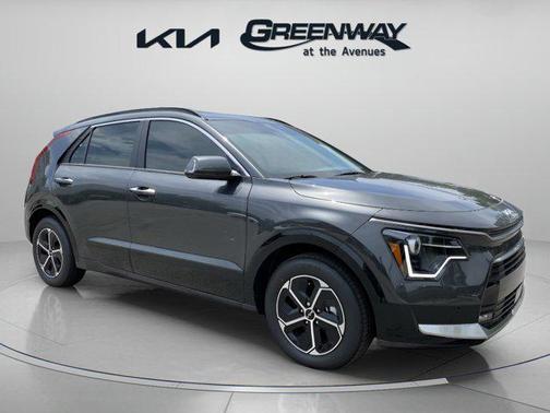 2025 Kia Niro SX