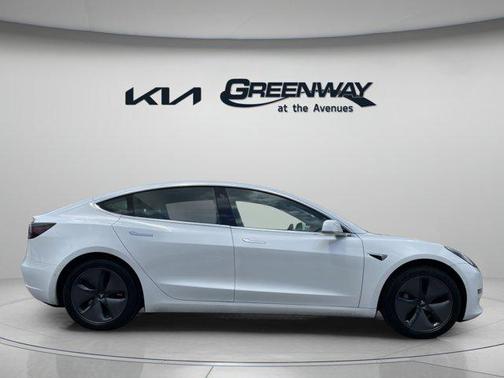 2020 Tesla Model 3 Standard Range