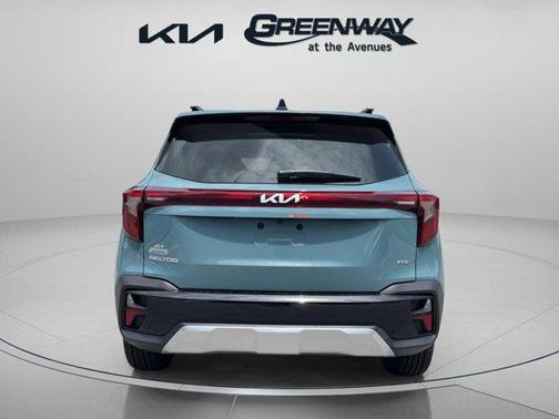 2025 Kia Seltos EX