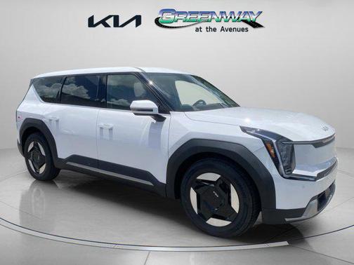 2026 Kia EV9 Light Long Range