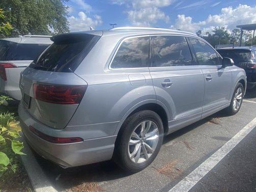 2019 Audi Q7 45 Premium