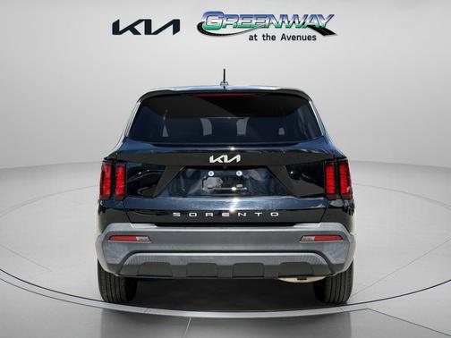 Ebony Black 2022 Kia Sorento LX