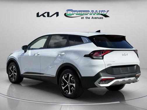 Glacial White Pearl 2024 Kia Sportage EX