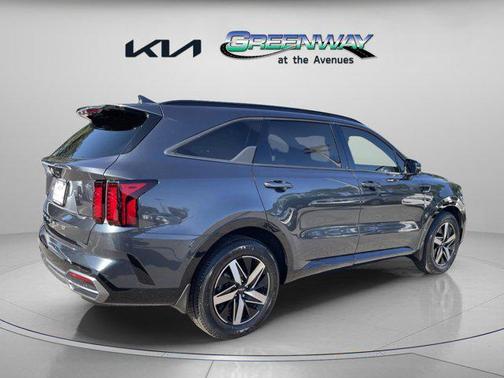 2022 Kia Sorento S