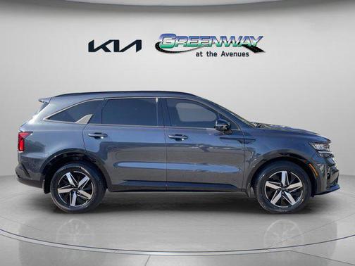2022 Kia Sorento S