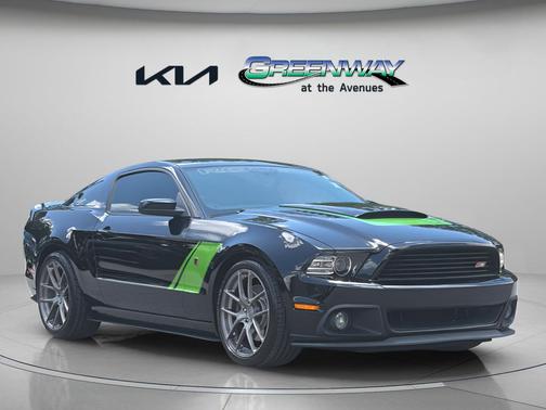 Black 2013 Ford Mustang GT Premium