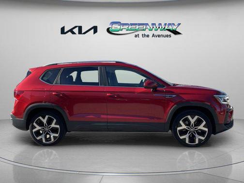 2023 Volkswagen Taos 1.5T SEL