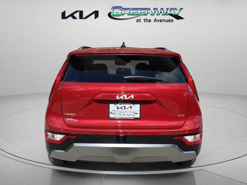 2025 Kia Niro SX