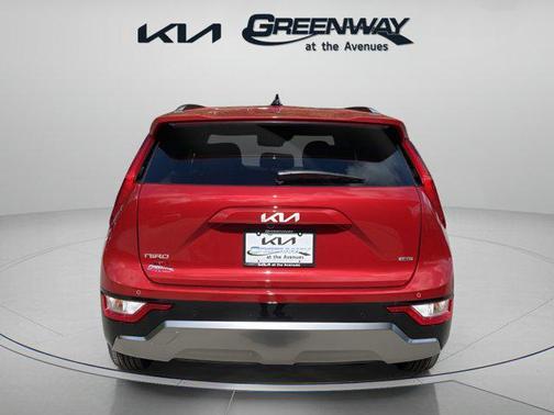 2025 Kia Niro SX