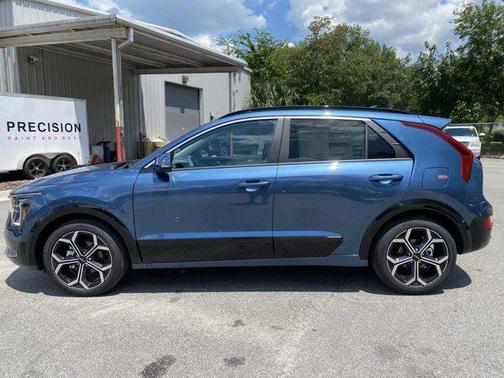 2025 Kia Niro Touring