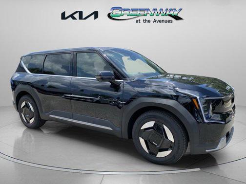 2026 Kia EV9 Light Short Range