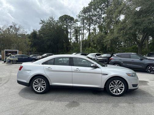 2013 Ford Taurus Limited