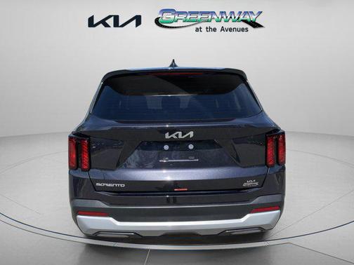 2025 Kia Sorento LX