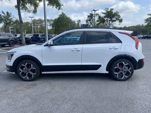 2025 Kia Niro Touring