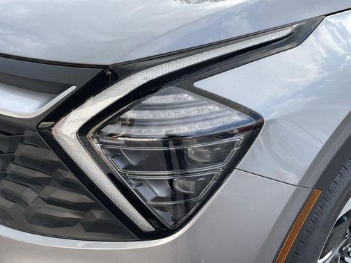 2025 Kia Sportage Hybrid LX