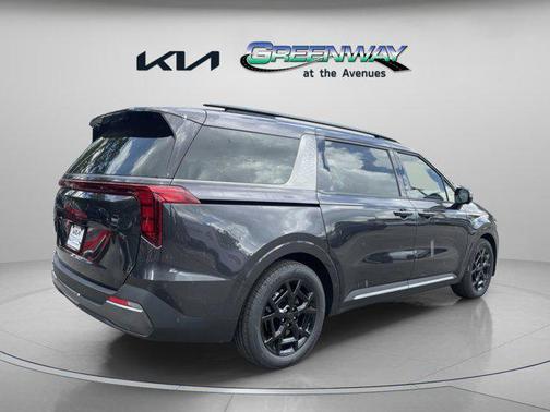 2026 Kia Carnival SX