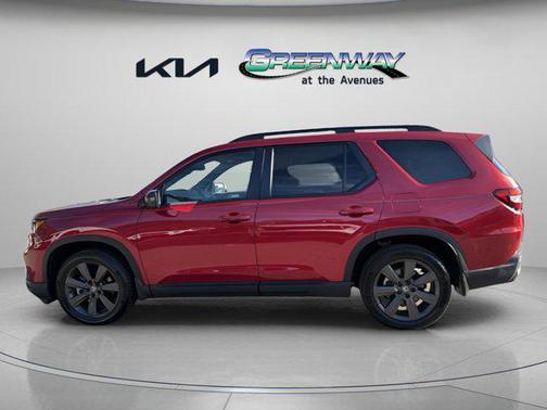 2023 Honda Pilot 2WD Sport