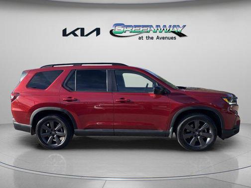 2023 Honda Pilot 2WD Sport