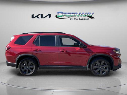 2023 Honda Pilot 2WD Sport