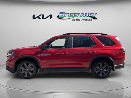 2023 Honda Pilot 2WD Sport