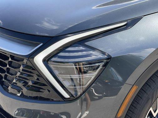 2025 Kia Sportage Hybrid EX