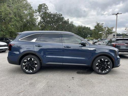 2025 Kia Sorento EX