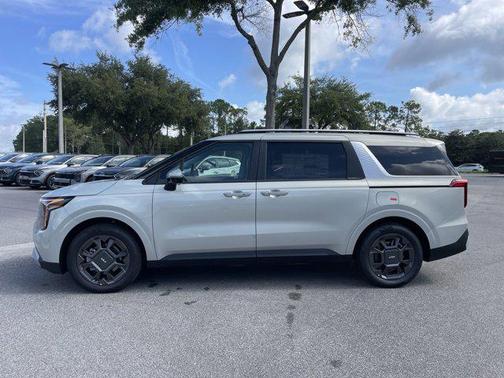 2026 Kia Carnival Hybrid EX