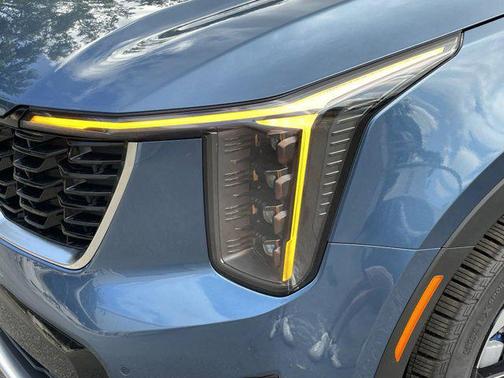 2025 Kia Sorento Hybrid EX