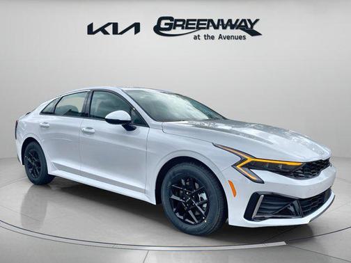 2025 Kia K5 LXS