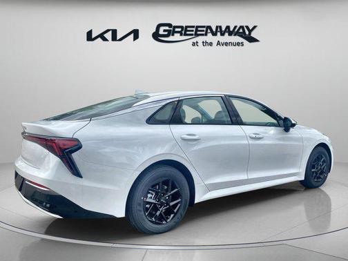 2025 Kia K5 LXS