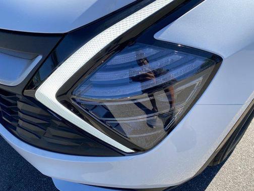 2025 Kia Sportage Hybrid LX