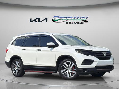 White Diamond Pearl 2016 Honda Pilot Touring