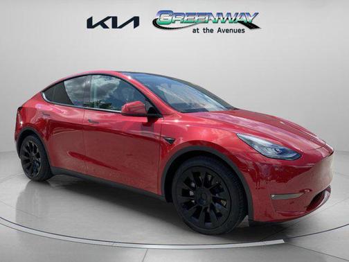 2022 Tesla Model Y Long Range Dual Motor All-Wheel Drive