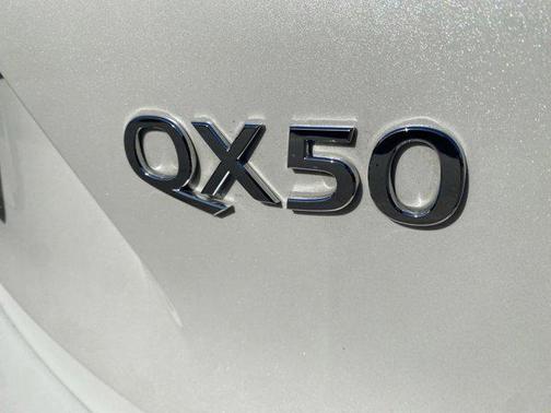 2021 INFINITI QX50 ESSENTIAL