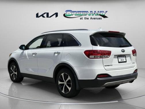 Snow White Pearl 2017 Kia Sorento EX