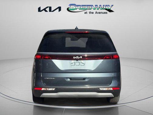2024 Kia Carnival EX