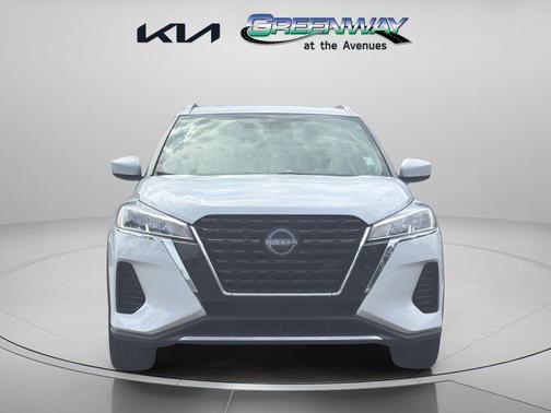 Fresh Powder 2022 Nissan Kicks SV