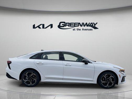 2025 Kia K5 GT-Line