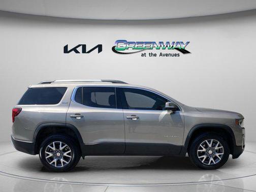 2023 GMC Acadia FWD SLT