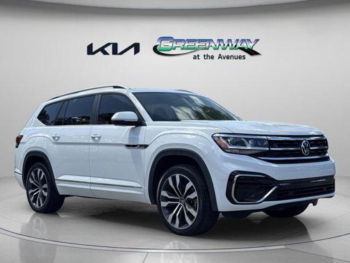 Pure White 2021 Volkswagen Atlas 3.6L SEL