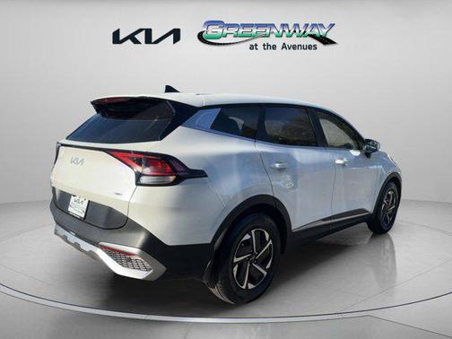 2024 Kia Sportage Hybrid LX
