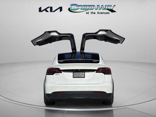 2024 Tesla Model X Long Range
