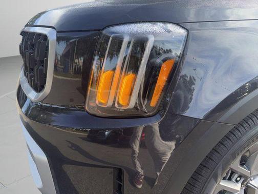 2025 Kia Telluride LX