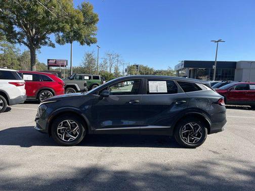 2024 Kia Sportage LX