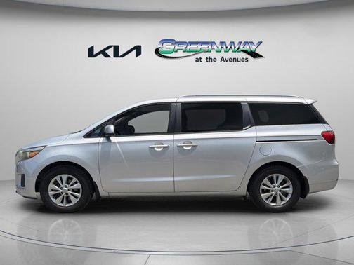 Bright Silver Metallic 2016 Kia Sedona LX