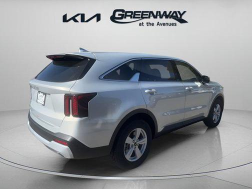 2026 Kia Sorento LX