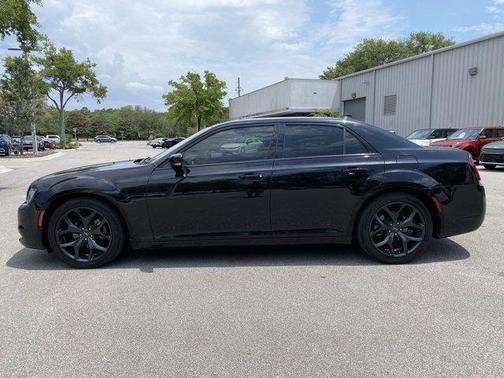 2021 Chrysler 300 S