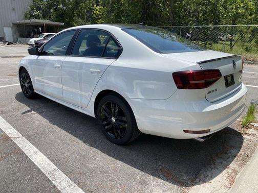 2018 Volkswagen Jetta 1.8T SE Sport